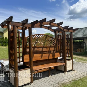 Pergola ogrodowa drewniana